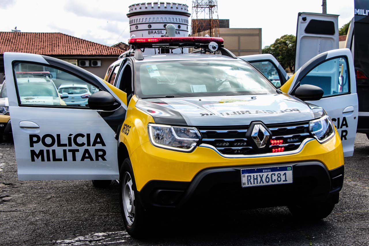 MORADORA ACIONA PM APÓS SUSPEITAR DE INVASORES FURTANDO FIOS EM RESIDÊNCIA